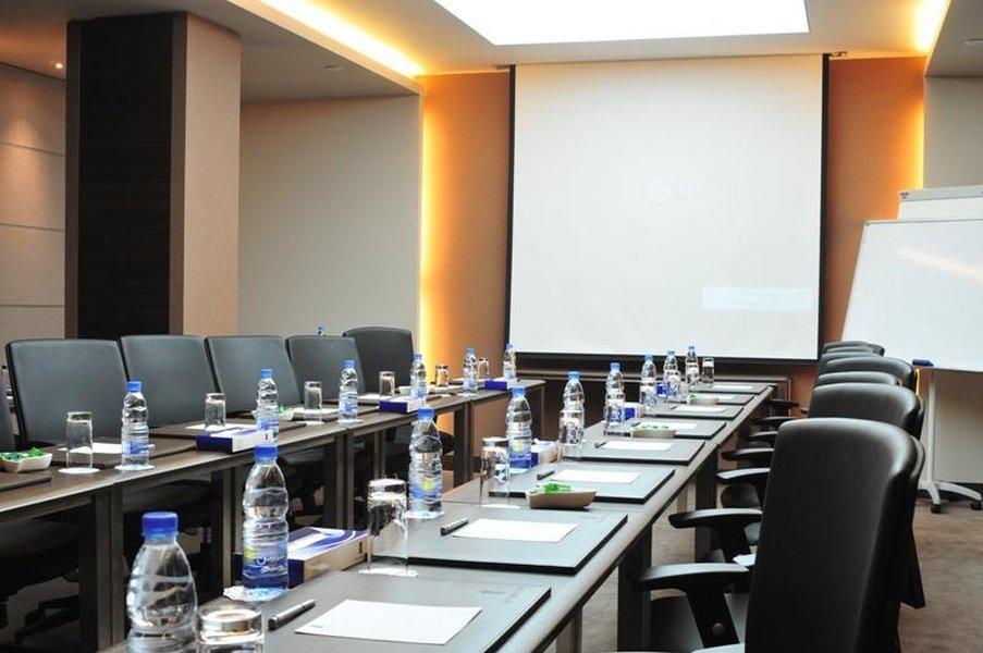 Hotel City Suite Hotel Beirut 4*
